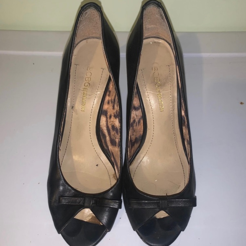 Bcbg black wedged heels